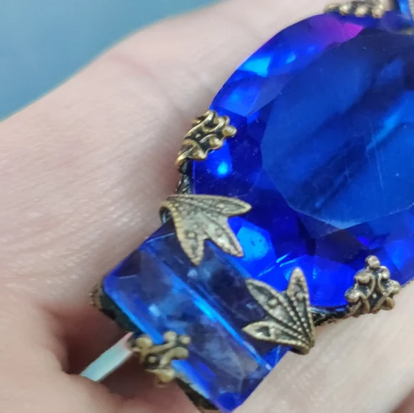 Antique Victorian Blue Czech Glass Ornate Brooch - Picture 5 of 8